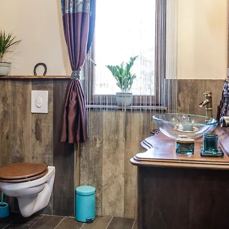 Rezeda Apartman *