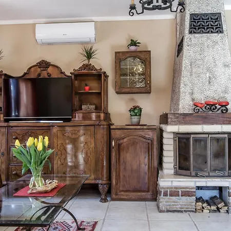 Rezeda Apartman * Szigetmonostor